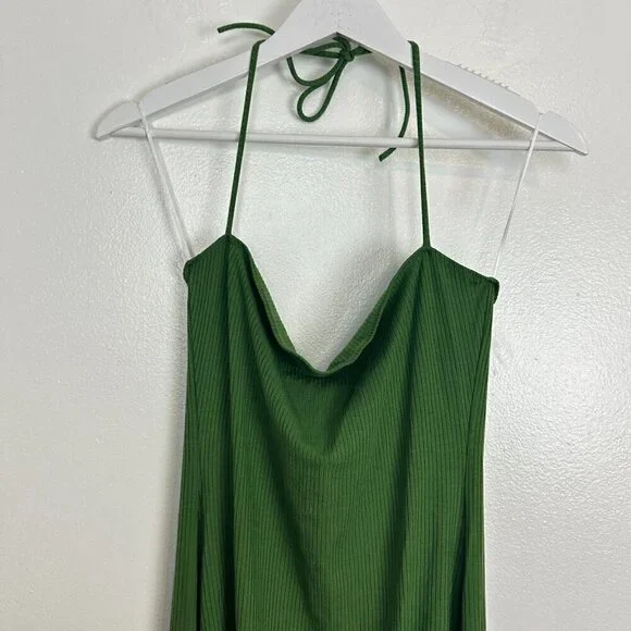 REFORMATION Hilo Knit Dress in Palm Green Size Medium REFORMATION Hilo Knit Dress in Palm Green Size Medium